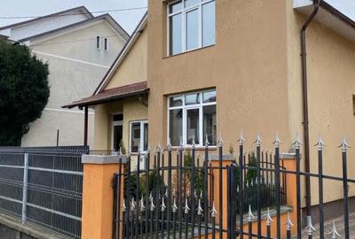Casă în Livada - 2