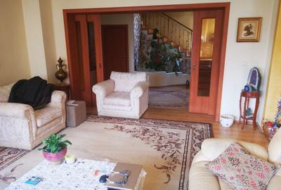 Casa D+P+E, Stefanesti -Coasta Campului, teren 1570 mp, mobilata - 3