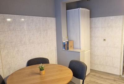 Apartament cu 2 camere decomandat în Ostroveni - 4