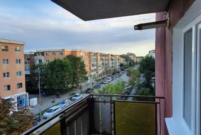 Apartament cu 2 camere decomandat în Central - 2