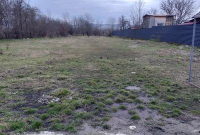 Spațiu comercial, în Răscruci - 1