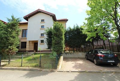 Casă individuală cu 6 camere cu Canalizare în Pipera