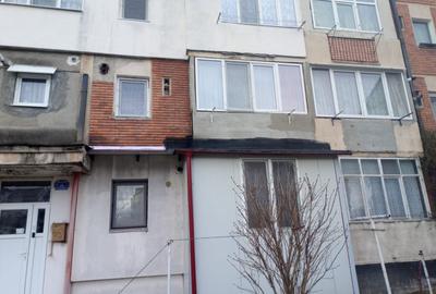 Garsonieră decomandată în Central - 5