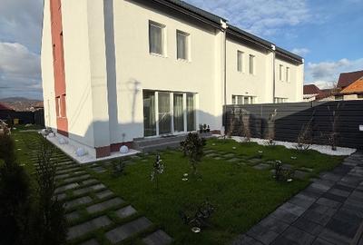 Casă cu 4 camere cu Canalizare în Bogdan Vodă - 3