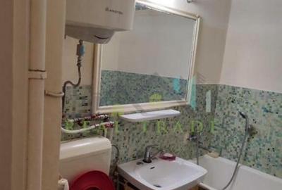 Garsoniera etaj intermediar zona Garii - 1