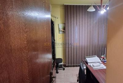 Apartament cu 4 camere decomandat în Rahova - 14