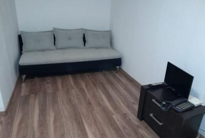 Garsonieră decomandată, mobilată în Apărătorii Patriei