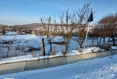 Teren de 750 mp, în Popricani - 2
