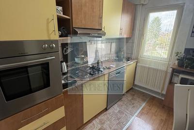 Apartament cu 3 camere semidecomandat în Astra - 15