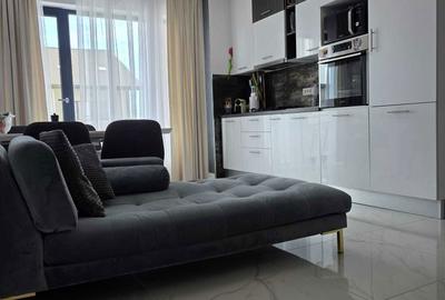 Apartament cu 3 camere decomandat în Central - 8