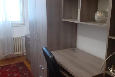 Apartament cu 3 camere semidecomandat, mobilat în Obor - 8