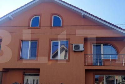 Casa cu 6 camere, 294 mp, zona-Nufarul - 4