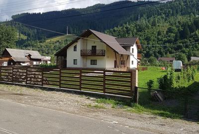 Casă cu 4 camere în Central - 8