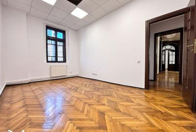 Apartament cu 6 camere în Antiaeriană - 2