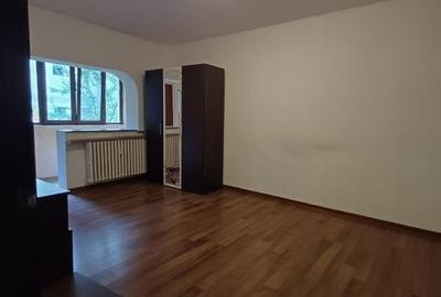 Dacia- Apartament cu 2 camere decomandat - 1