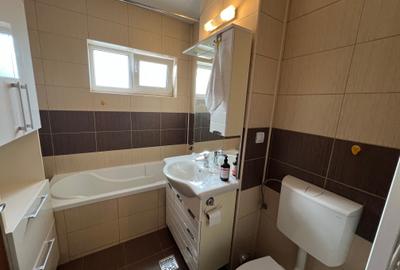 Casă cu 3 camere cu Teren 270 Mp în Arhitecților - Calea Cisnădiei - 23