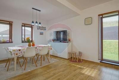 Casa individuala de vanzare in Harman - moderna, spatioasa si complet - 11
