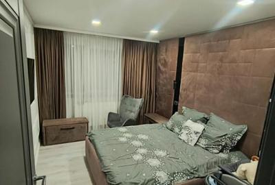 Apartament cu 3 camere decomandat, mobilat în Brazda lui Novac