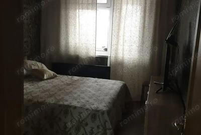 Apartament cu 3 camere decomandat în Badea Cârțan - 4