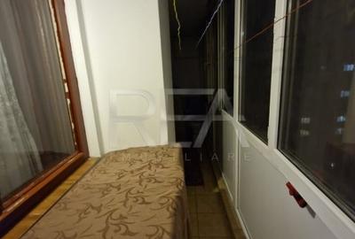 Apartament cu 4 camere - zona Auchan Vitan - 35