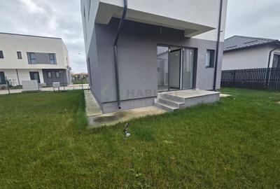 Casă individuală cu 4 camere cu Canalizare în Tunari - 12