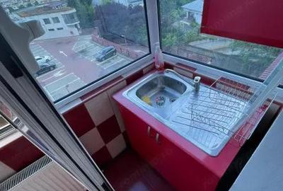 Apartament cu 3 camere decomandat în Central - 2