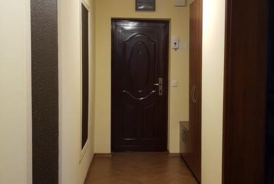 Apartament cu 3 camere, mobilat în Central - 4