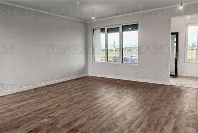 Vila stil mediteraneean, moderna, cu 4 camere ( parter ) si curte generoasa 400m - 7