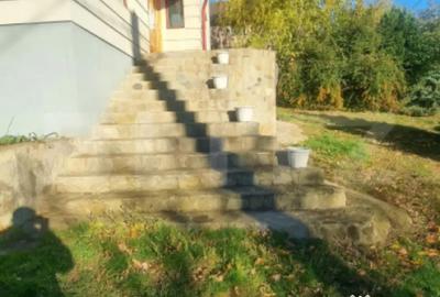 Casă cu 7 camere cu Teren 775 Mp în Cocorăștii Grind - 1