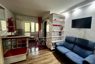 Garsoniera la parter inalt,centrala proprie,zona Aradului - 1
