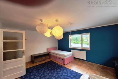 Casă cu 5 camere cu Canalizare în Noua - 11