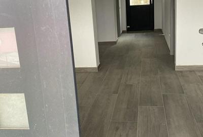 Casă cu 4 camere cu Teren 809 Mp în Petrișor - 9