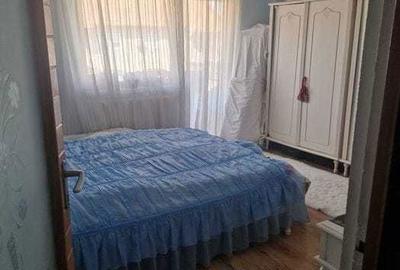 Apartament cu 3 camere decomandat în Carpați 2 - 4