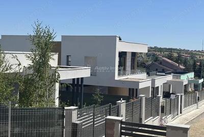 Casă cu Teren 570 Mp în Dealuri Oradea - 2