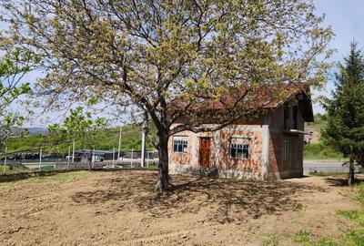Casă cu 4 camere în Tomești - 3