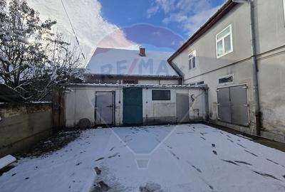 Casa de vanzare / Spatiu productie cu 12+ camere - 8