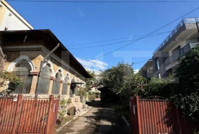 Casă cu 5 camere cu Teren 382 Mp în Republicii - 2