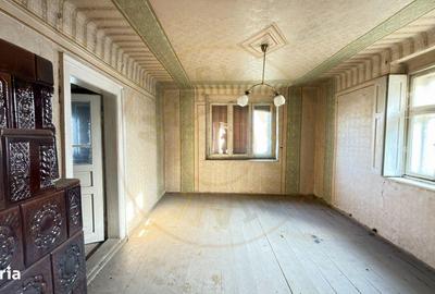 Casă cu 4 camere semidecomandat în Tiream - 8