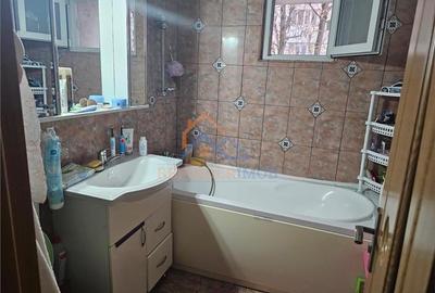 Apartament de vanzare cu 3 camere, zona Vitan Apartament de vanzare cu 3 camere, zona Vitan - 16