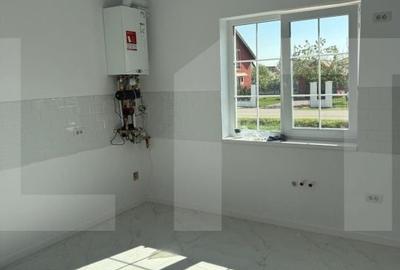 Casă cu 4 camere cu Teren 243 Mp în Șag - 1