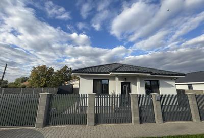 Casă individuală cu 3 camere cu Canalizare în Exterior Vest - 2