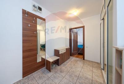 Apartament nou, de închiriat, în zona Calea Bucuresti - 4