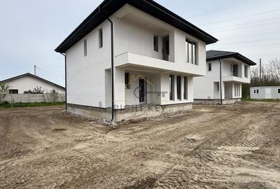 Casă individuală cu 4 camere cu Teren 500 Mp în Joița - 3