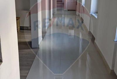 Spațiu comercial, de 149 mp, în Vest - 2