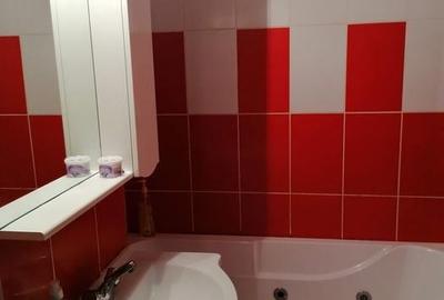 Garsonieră decomandată în Decebal - 1