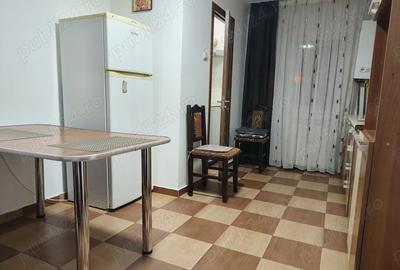 Garsonieră decomandată în Central - 6