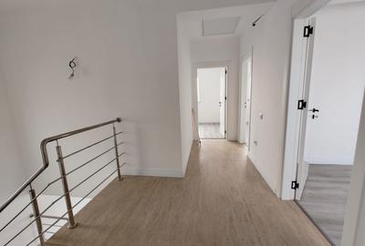 Casa individuala  P+1E   -   4 Camere   -  Pompa de caldura   -  Teren 370 mp - 12