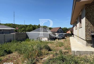 Casă cu 4 camere cu Teren 655 Mp în Central - 2