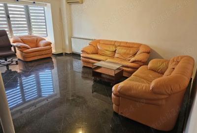 Apartament cu 3 camere decomandat, mobilat în Unirii