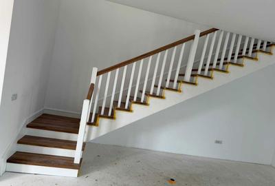 Casă cu 3 camere în Moșnița Nouă - 6